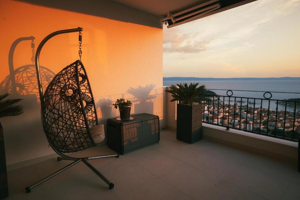 Smaragd - 150m2 - New Penthouse With Amazing Sea View, Panoramic Elevator And Shared Pool * Makarska