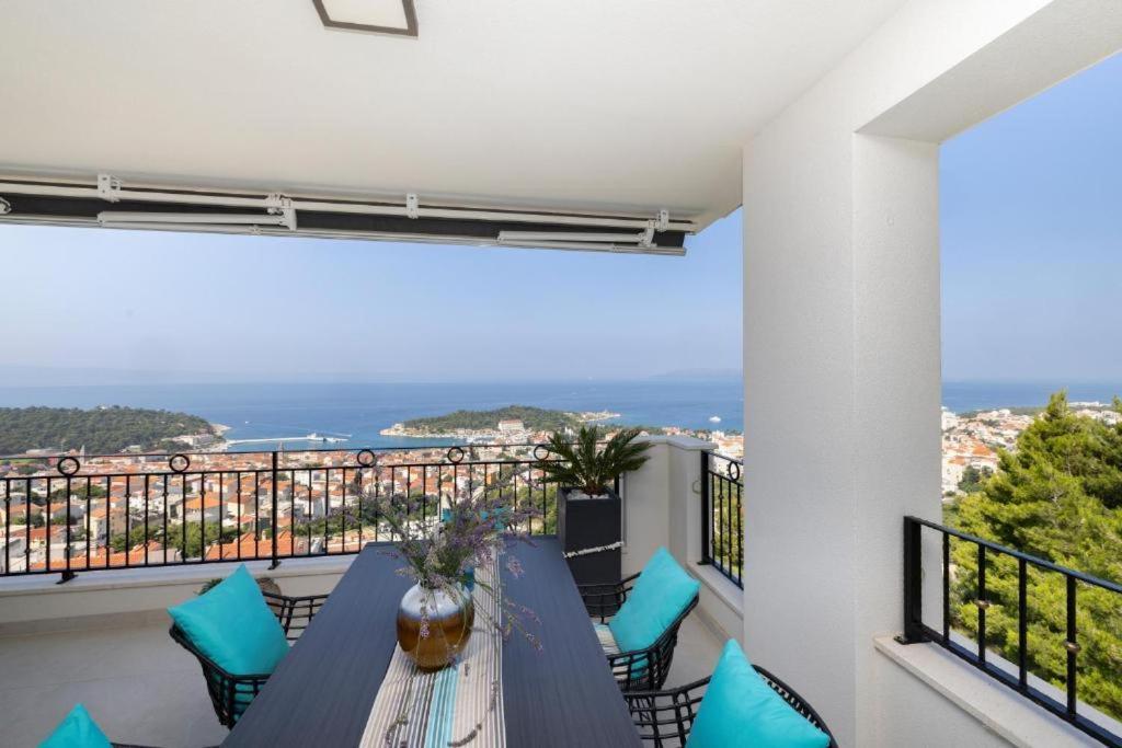 Apartment Smaragd - 150m2 - New Penthouse With Amazing Sea View, Panoramic Elevator And Shared Pool *